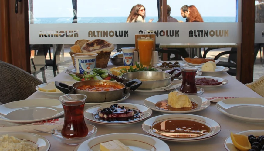 Altınoluk Restaurantlar