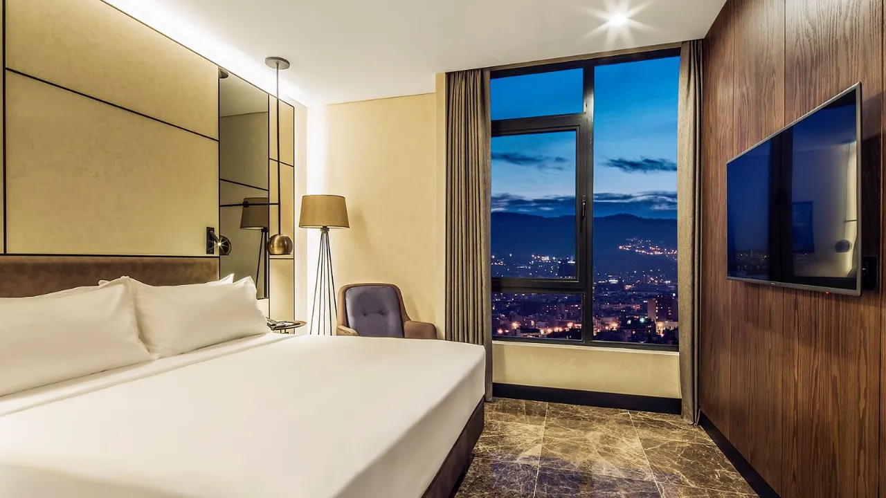 Junior Suite Oda King Dağ Manzaralı